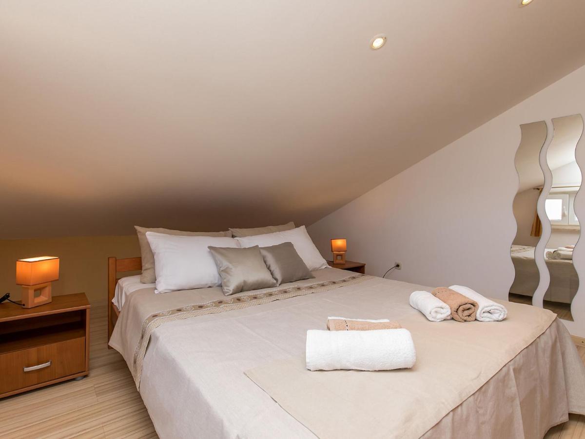 Apartment Labinjan Porec Luaran gambar