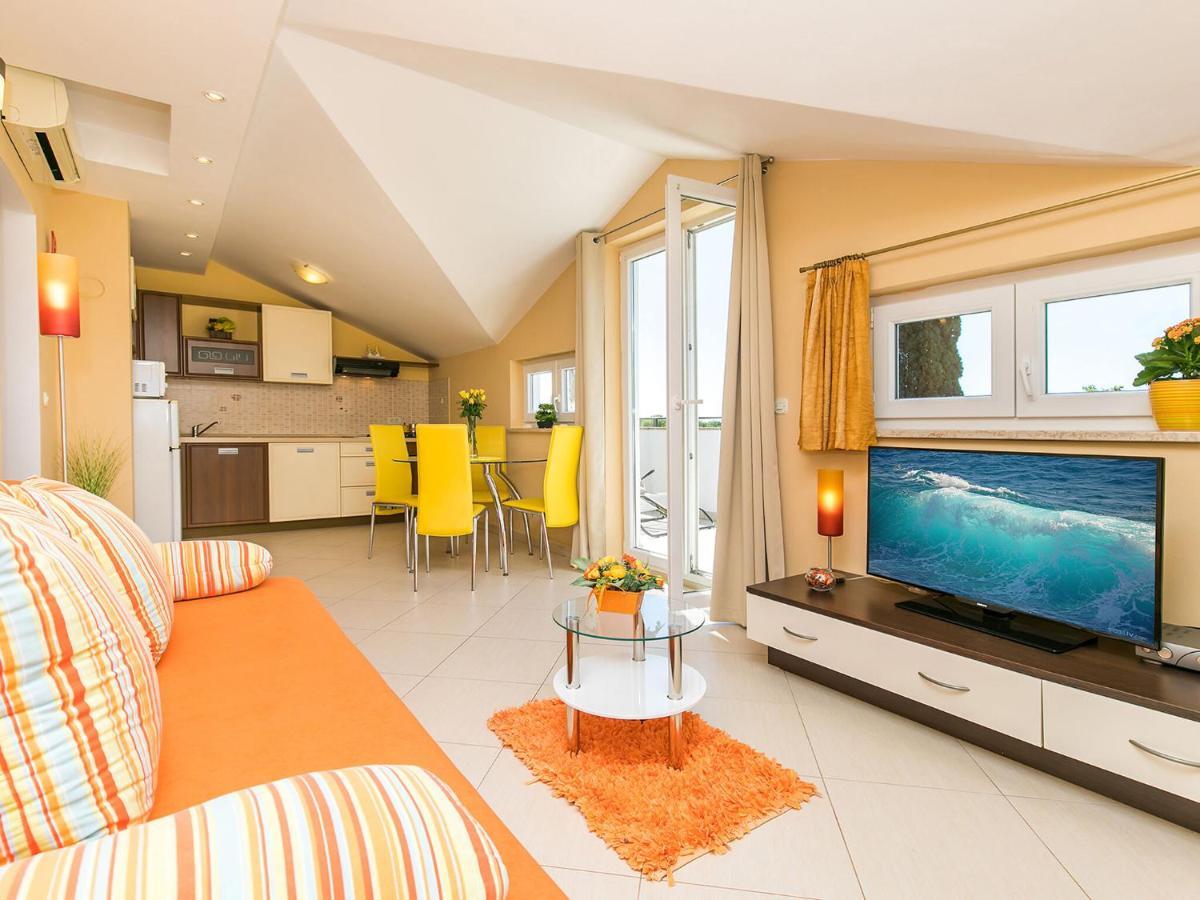 Apartment Labinjan Porec Luaran gambar